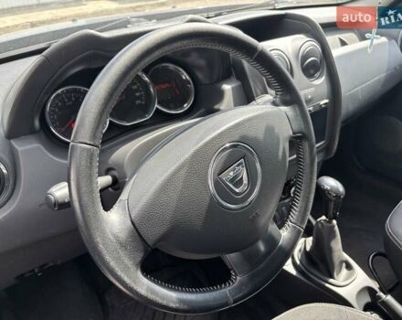 Синий Дачия Duster, объемом двигателя 1.6 л и пробегом 237 тыс. км за 9500 $, фото 10 на Automoto.ua