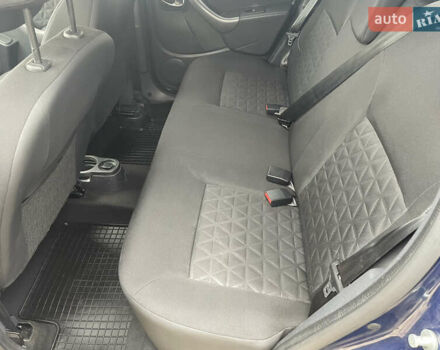 Синий Дачия Duster, объемом двигателя 1.2 л и пробегом 164 тыс. км за 9850 $, фото 2 на Automoto.ua