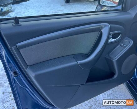 Синий Дачия Duster, объемом двигателя 1.5 л и пробегом 72 тыс. км за 13100 $, фото 9 на Automoto.ua