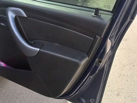 Синій Дачія Duster, об'ємом двигуна 1.6 л та пробігом 140 тис. км за 6700 $, фото 1 на Automoto.ua