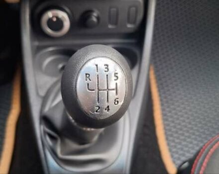 Дачия Duster 2013 в Новоархангельске на Automoto.ua Зеленый Дачия Duster, объемом двигателя 1.5 л и пробегом 198 тыс. км за 10500 $, фото 126 на Automoto.ua