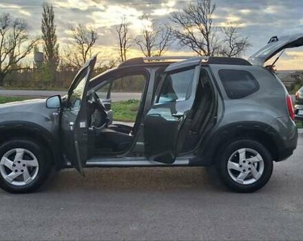 Дачия Duster 2013 в Новоархангельске на Automoto.ua Зеленый Дачия Duster, объемом двигателя 1.5 л и пробегом 198 тыс. км за 10500 $, фото 99 на Automoto.ua