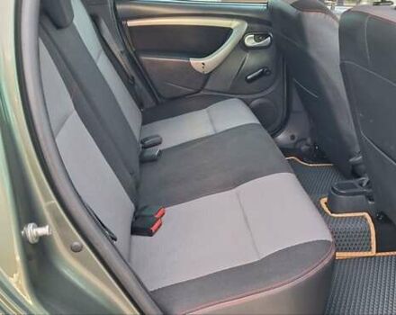 Дачия Duster 2013 в Новоархангельске на Automoto.ua Зеленый Дачия Duster, объемом двигателя 1.5 л и пробегом 198 тыс. км за 10500 $, фото 77 на Automoto.ua