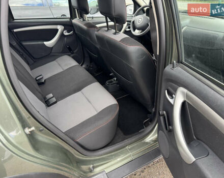 Зелений Дачія Duster, об'ємом двигуна 1.5 л та пробігом 195 тис. км за 10300 $, фото 7 на Automoto.ua