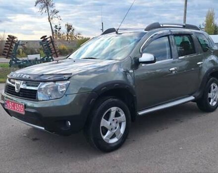 Дачия Duster 2013 в Новоархангельске на Automoto.ua Зеленый Дачия Duster, объемом двигателя 1.5 л и пробегом 198 тыс. км за 10500 $, фото 6 на Automoto.ua
