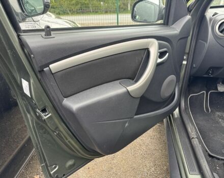 Зеленый Дачия Duster, объемом двигателя 1.5 л и пробегом 195 тыс. км за 10300 $, фото 22 на Automoto.ua