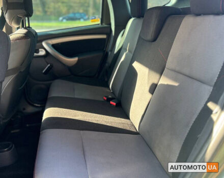 Зеленый Дачия Duster, объемом двигателя 1.6 л и пробегом 170 тыс. км за 10300 $, фото 14 на Automoto.ua