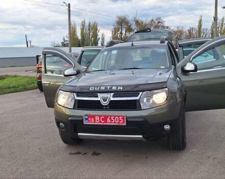 Дачия Duster 2013 в Новоархангельске на Automoto.ua Зеленый Дачия Duster, объемом двигателя 1.5 л и пробегом 198 тыс. км за 10500 $, фото 103 на Automoto.ua