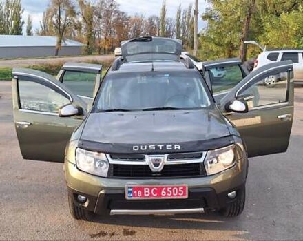 Дачия Duster 2013 в Новоархангельске на Automoto.ua Зеленый Дачия Duster, объемом двигателя 1.5 л и пробегом 198 тыс. км за 10500 $, фото 91 на Automoto.ua