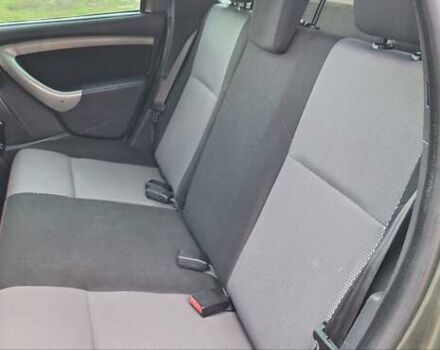 Дачия Duster 2013 в Новоархангельске на Automoto.ua Зеленый Дачия Duster, объемом двигателя 1.5 л и пробегом 198 тыс. км за 10500 $, фото 47 на Automoto.ua