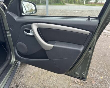 Зеленый Дачия Duster, объемом двигателя 1.5 л и пробегом 195 тыс. км за 10300 $, фото 11 на Automoto.ua