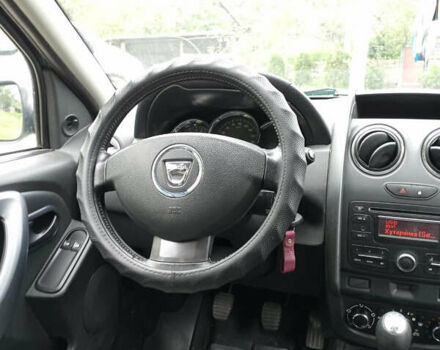 Зеленый Дачия Duster, объемом двигателя 1.5 л и пробегом 194 тыс. км за 8900 $, фото 10 на Automoto.ua