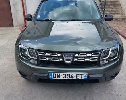 Зелений Дачія Duster, об'ємом двигуна 1.5 л та пробігом 175 тис. км за 10200 $, фото 2 на Automoto.ua