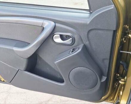 Зеленый Дачия Duster, объемом двигателя 1.5 л и пробегом 161 тыс. км за 12400 $, фото 123 на Automoto.ua
