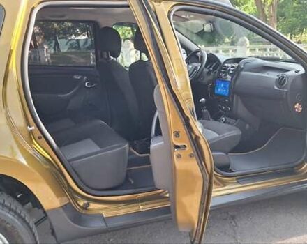 Зеленый Дачия Duster, объемом двигателя 1.5 л и пробегом 161 тыс. км за 12400 $, фото 11 на Automoto.ua