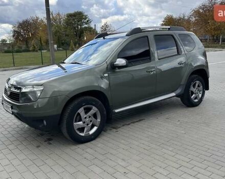 Зеленый Дачия Duster, объемом двигателя 1.46 л и пробегом 204 тыс. км за 8600 $, фото 1 на Automoto.ua