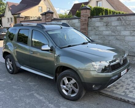 Зеленый Дачия Duster, объемом двигателя 1.6 л и пробегом 161 тыс. км за 8850 $, фото 1 на Automoto.ua