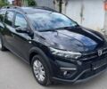 Черный Дачия Jogger, объемом двигателя 1 л и пробегом 184 тыс. км за 10100 $, фото 1 на Automoto.ua