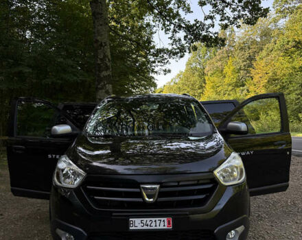 Дачия Lodgy Stepway 2016 в Стрые на Automoto.ua Черный Дачия Lodgy Stepway, объемом двигателя 1.2 л и пробегом 183 тыс. км за 8800 $, фото 51 на Automoto.ua
