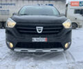Черный Дачия Lodgy Stepway, объемом двигателя 1.2 л и пробегом 185 тыс. км за 8350 $, фото 2 на Automoto.ua