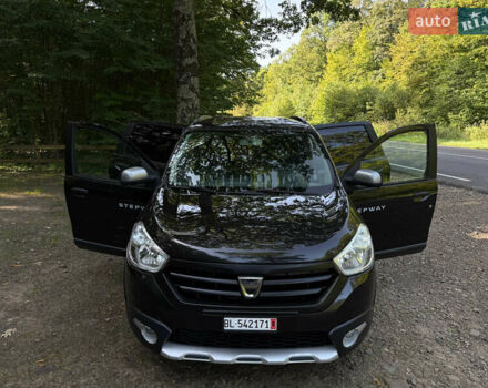 Черный Дачия Lodgy Stepway, объемом двигателя 1.2 л и пробегом 183 тыс. км за 8699 $, фото 21 на Automoto.ua
