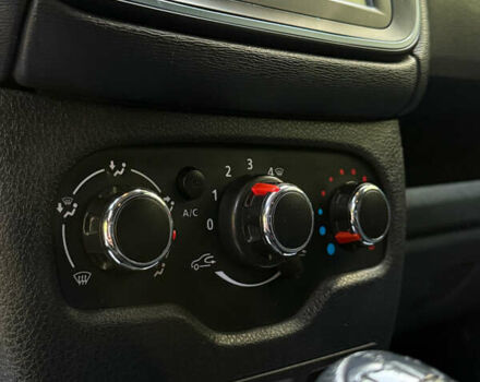 Дачия Lodgy Stepway 2016 в Стрые на Automoto.ua Черный Дачия Lodgy Stepway, объемом двигателя 1.2 л и пробегом 183 тыс. км за 8800 $, фото 36 на Automoto.ua