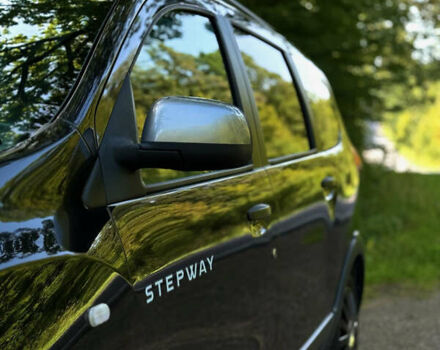 Дачия Lodgy Stepway 2016 в Стрые на Automoto.ua Черный Дачия Lodgy Stepway, объемом двигателя 1.2 л и пробегом 183 тыс. км за 8800 $, фото 15 на Automoto.ua