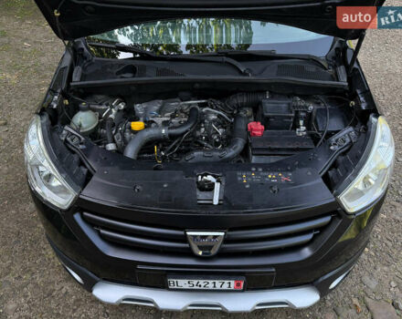 Дачия Lodgy Stepway 2016 в Стрые на Automoto.ua Черный Дачия Lodgy Stepway, объемом двигателя 1.2 л и пробегом 183 тыс. км за 8800 $, фото 39 на Automoto.ua