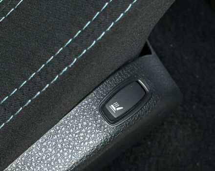 Черный Дачия Lodgy Stepway, объемом двигателя 1.2 л и пробегом 183 тыс. км за 8699 $, фото 29 на Automoto.ua