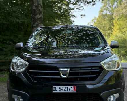 Черный Дачия Lodgy Stepway, объемом двигателя 1.2 л и пробегом 183 тыс. км за 8699 $, фото 18 на Automoto.ua