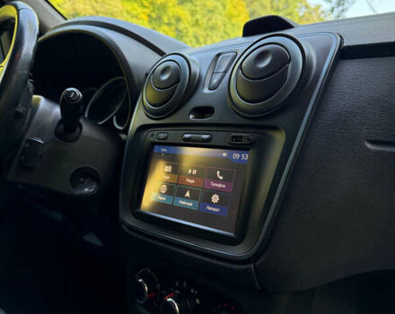 Черный Дачия Lodgy Stepway, объемом двигателя 1.2 л и пробегом 183 тыс. км за 8699 $, фото 1 на Automoto.ua