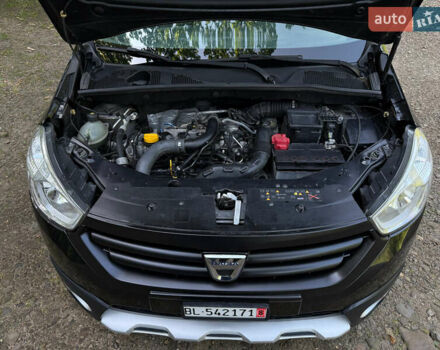 Дачия Lodgy Stepway 2016 в Стрые на Automoto.ua Черный Дачия Lodgy Stepway, объемом двигателя 1.2 л и пробегом 183 тыс. км за 8800 $, фото 40 на Automoto.ua