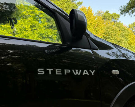 Дачия Lodgy Stepway 2016 в Стрые на Automoto.ua Черный Дачия Lodgy Stepway, объемом двигателя 1.2 л и пробегом 183 тыс. км за 8800 $, фото 54 на Automoto.ua