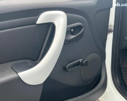 Дачия Logan MCV 2012 в Львове на Automoto.ua Белый Дачия Logan MCV, объемом двигателя 1.6 л и пробегом 214 тыс. км за 6890 $, фото 16 на Automoto.ua