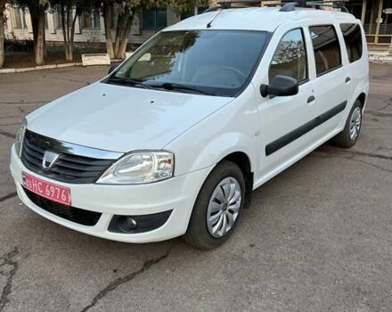 Белый Дачия Logan MCV, объемом двигателя 1.4 л и пробегом 175 тыс. км за 4950 $, фото 1 на Automoto.ua