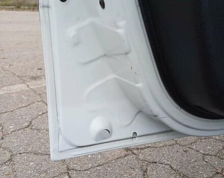 Белый Дачия Logan MCV, объемом двигателя 1.6 л и пробегом 179 тыс. км за 5850 $, фото 6 на Automoto.ua