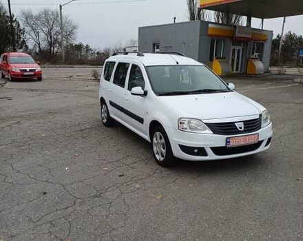 Белый Дачия Logan MCV, объемом двигателя 1.6 л и пробегом 179 тыс. км за 5850 $, фото 1 на Automoto.ua
