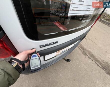Белый Дачия Logan MCV, объемом двигателя 1.4 л и пробегом 253 тыс. км за 5300 $, фото 114 на Automoto.ua