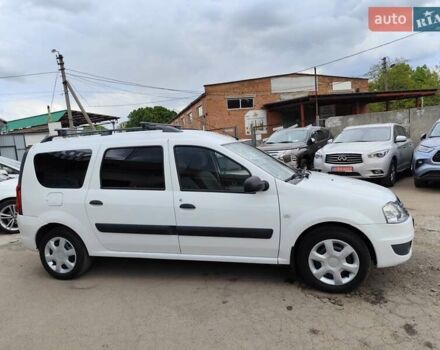 Белый Дачия Logan MCV, объемом двигателя 1.4 л и пробегом 178 тыс. км за 5500 $, фото 4 на Automoto.ua