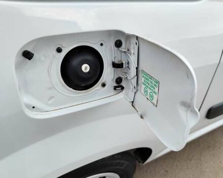 Белый Дачия Logan MCV, объемом двигателя 1.4 л и пробегом 178 тыс. км за 5500 $, фото 14 на Automoto.ua