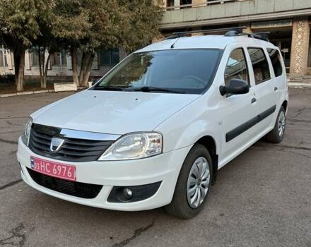 Белый Дачия Logan MCV, объемом двигателя 1.4 л и пробегом 175 тыс. км за 4950 $, фото 2 на Automoto.ua