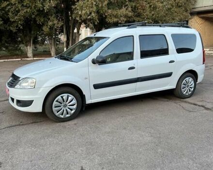 Белый Дачия Logan MCV, объемом двигателя 1.4 л и пробегом 175 тыс. км за 4950 $, фото 4 на Automoto.ua