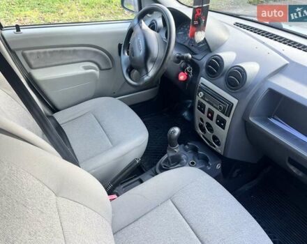 Белый Дачия Logan MCV, объемом двигателя 1.6 л и пробегом 231 тыс. км за 4950 $, фото 29 на Automoto.ua