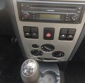 Білий Дачія Logan MCV, об'ємом двигуна 1.6 л та пробігом 230 тис. км за 5000 $, фото 7 на Automoto.ua