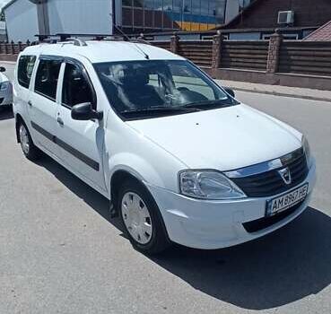 Белый Дачия Logan MCV, объемом двигателя 1.5 л и пробегом 280 тыс. км за 5650 $, фото 3 на Automoto.ua