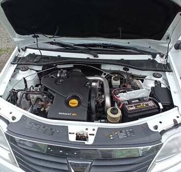 Белый Дачия Logan MCV, объемом двигателя 1.5 л и пробегом 280 тыс. км за 5650 $, фото 10 на Automoto.ua