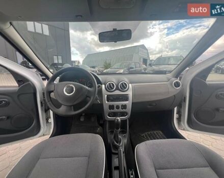 Дачия Logan MCV 2012 в Львове на Automoto.ua Белый Дачия Logan MCV, объемом двигателя 1.6 л и пробегом 214 тыс. км за 6890 $, фото 22 на Automoto.ua