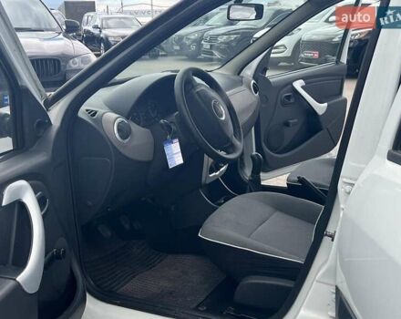 Дачия Logan MCV 2012 в Львове на Automoto.ua Белый Дачия Logan MCV, объемом двигателя 1.6 л и пробегом 214 тыс. км за 6890 $, фото 15 на Automoto.ua