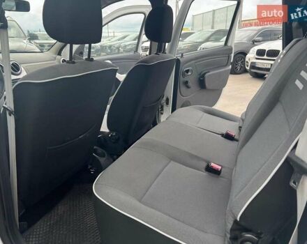 Дачия Logan MCV 2012 в Львове на Automoto.ua Белый Дачия Logan MCV, объемом двигателя 1.6 л и пробегом 214 тыс. км за 6890 $, фото 24 на Automoto.ua