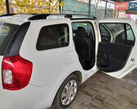 Белый Дачия Logan MCV, объемом двигателя 1.5 л и пробегом 146 тыс. км за 7800 $, фото 1 на Automoto.ua